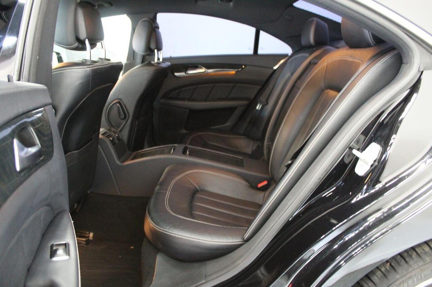 Used Mercedes-Benz CLS 2015 for sale - 76951141: Photo 54