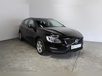 Used Volvo V60 2018 for sale - 79819629: Photo