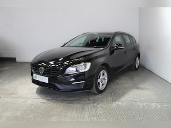 Used Volvo V60 2018 for sale - 79819629: Photo