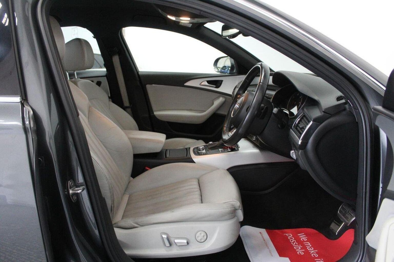 Vehicle 29