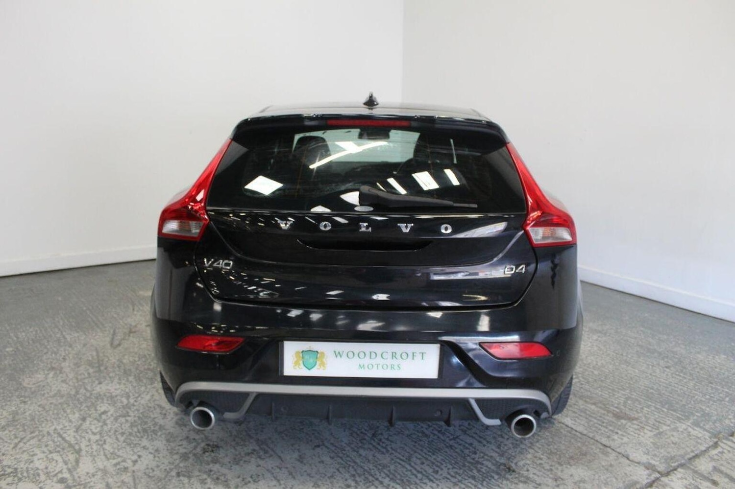 Used Volvo V40 2015 for sale - 76799297: Photo 14