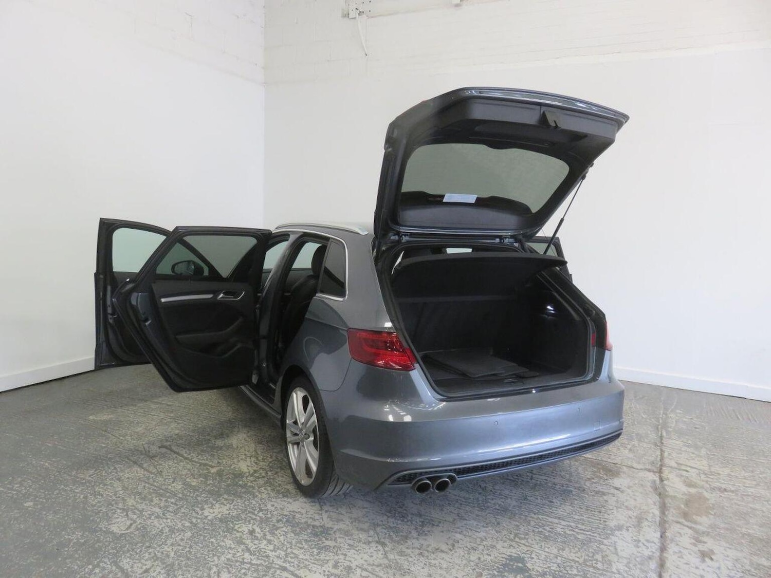 Used Audi A3 2014 for sale - 77438471: Photo 21