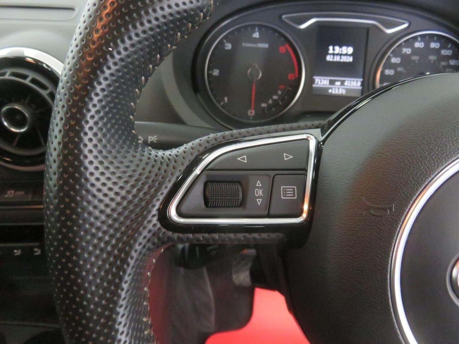 Used Audi A3 2014 for sale - 77438471: Photo 43