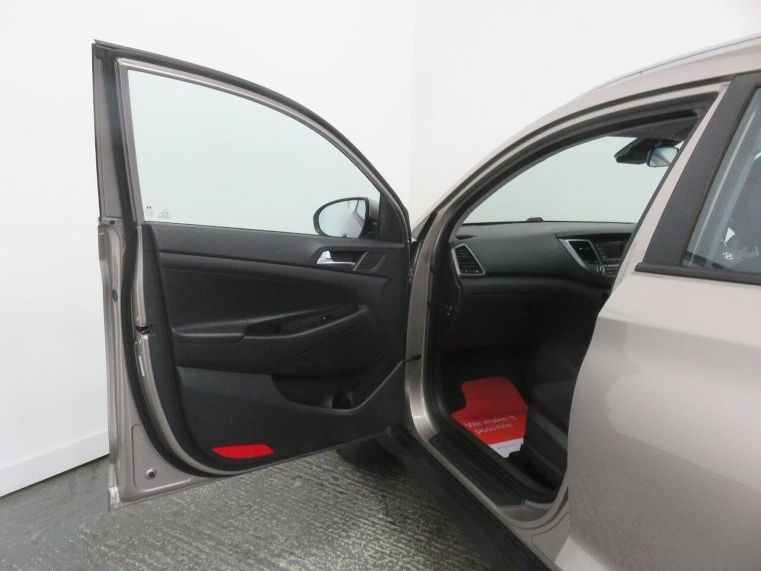 Used Hyundai TUCSON 2016 for sale - 77609880: Photo 21