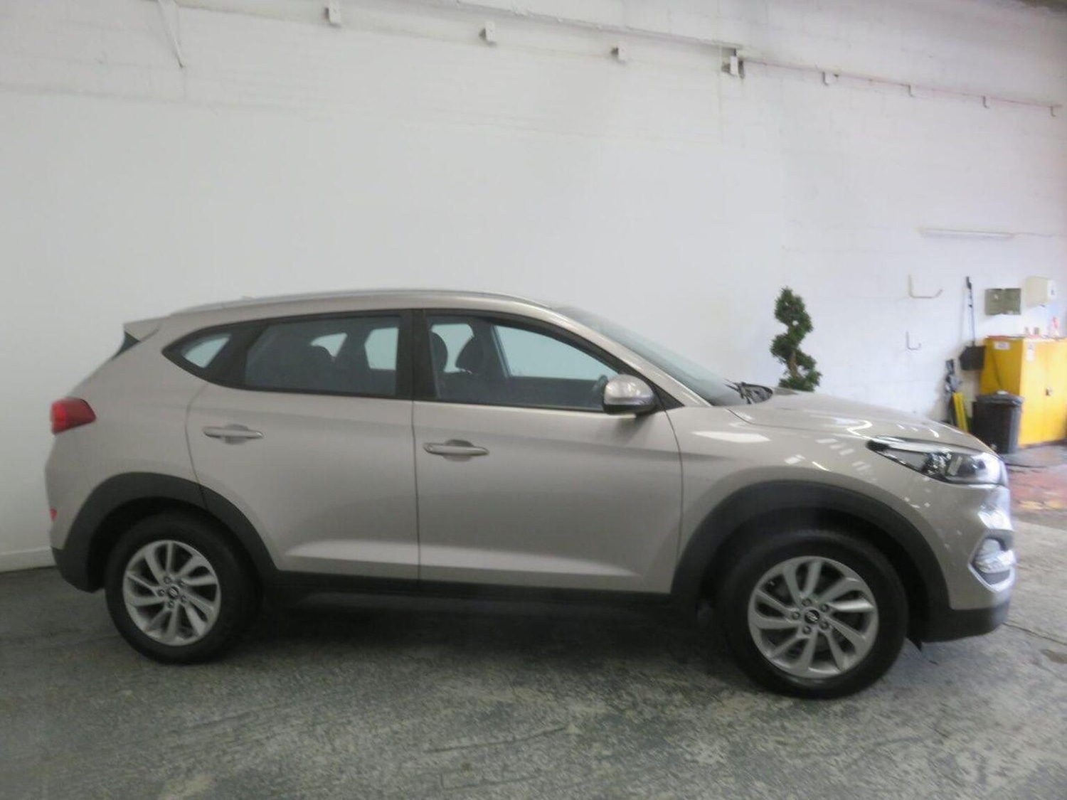 Used Hyundai TUCSON 2016 for sale - 77609880: Photo 4