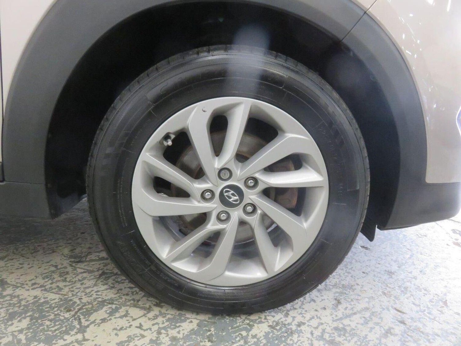 Used Hyundai TUCSON 2016 for sale - 77609880: Photo 47