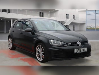 Used Volkswagen Golf 2015 for sale - 76471237: Photo