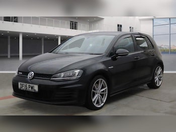 Used Volkswagen Golf 2015 for sale - 76471237: Photo