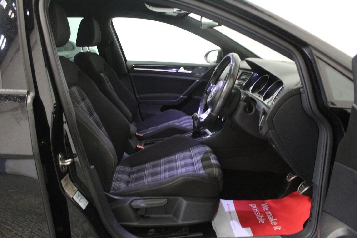 Used Volkswagen Golf 2015 for sale - 76471237: Photo 30