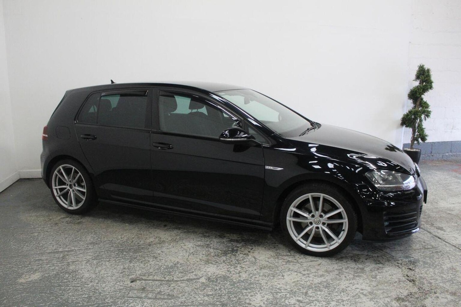 Used Volkswagen Golf 2015 for sale - 76471237: Photo 4