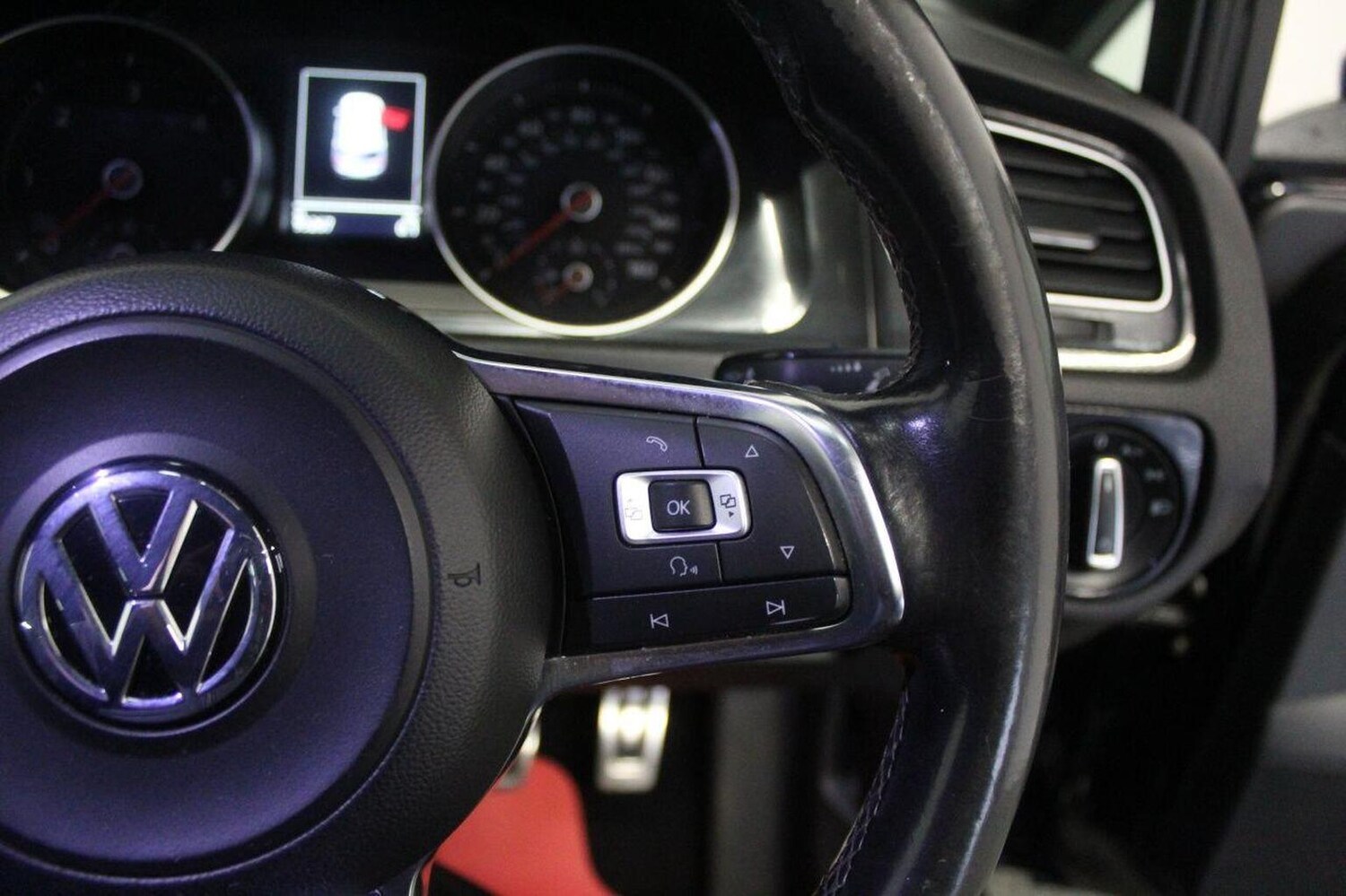 Used Volkswagen Golf 2015 for sale - 76471237: Photo 47