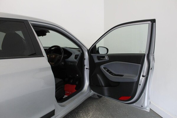 Used Hyundai i20 2016 for sale - 75718202: Photo 27