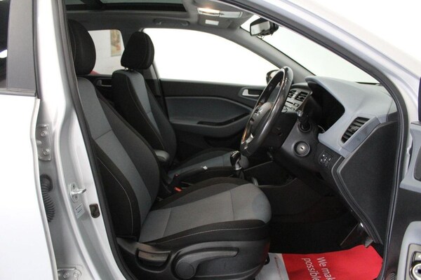 Used Hyundai i20 2016 for sale - 75718202: Photo 32