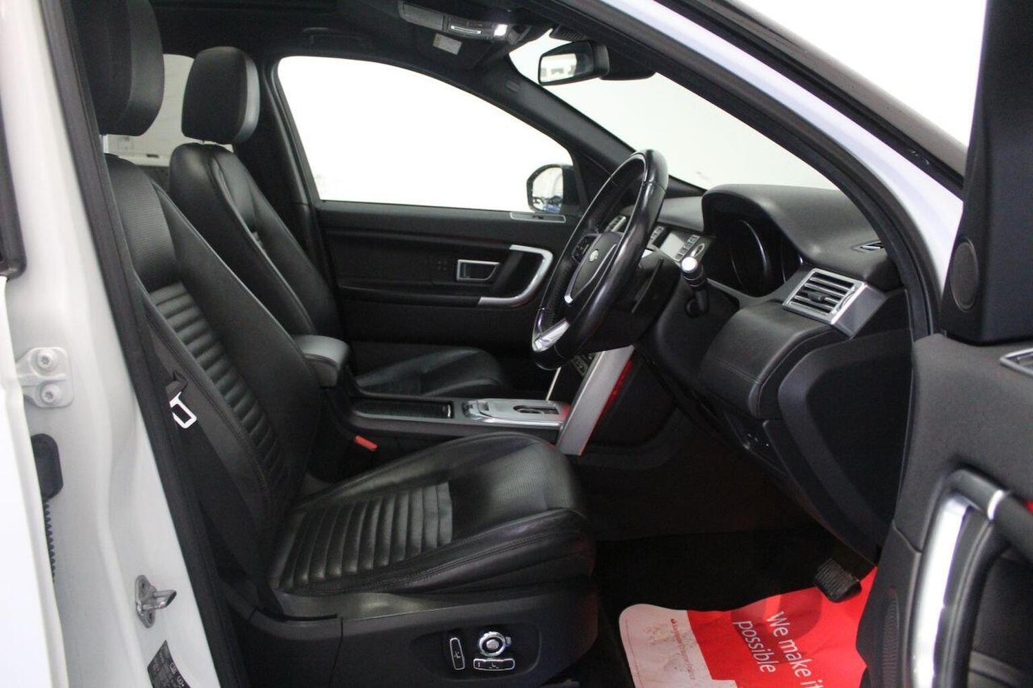 Used Land Rover Discovery Sport 2015 for sale - 76019580: Photo 27