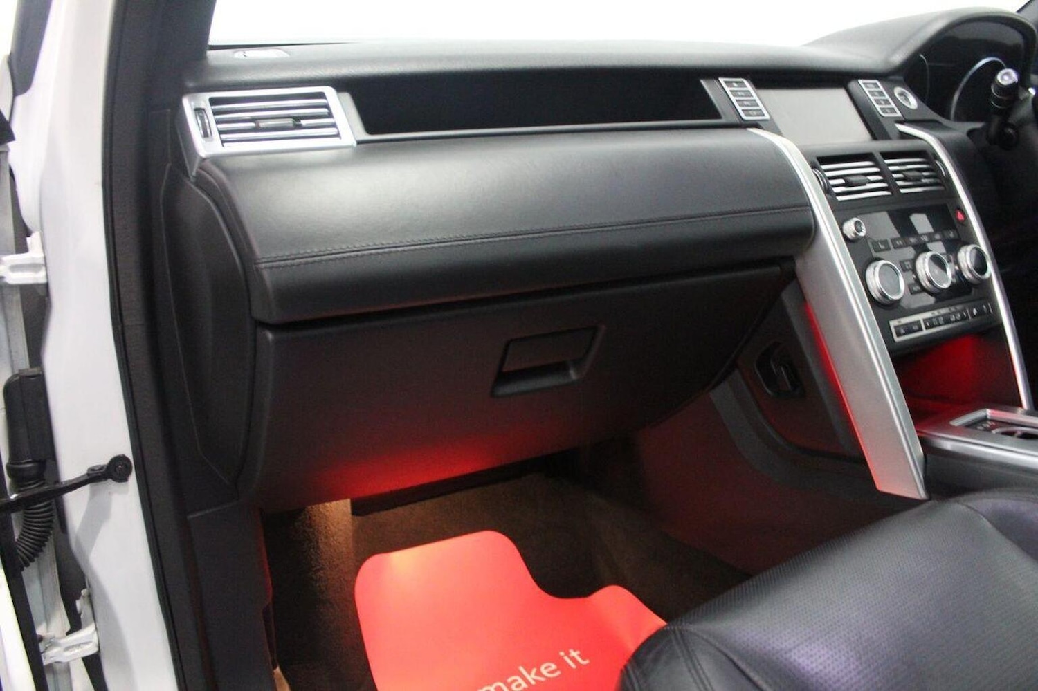 Used Land Rover Discovery Sport 2015 for sale - 76019580: Photo 29