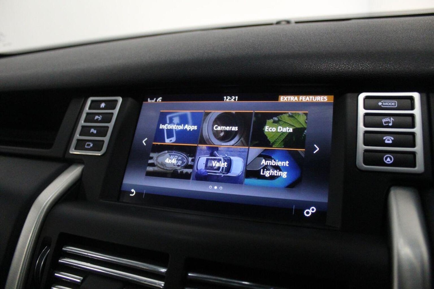 Used Land Rover Discovery Sport 2015 for sale - 76019580: Photo 34