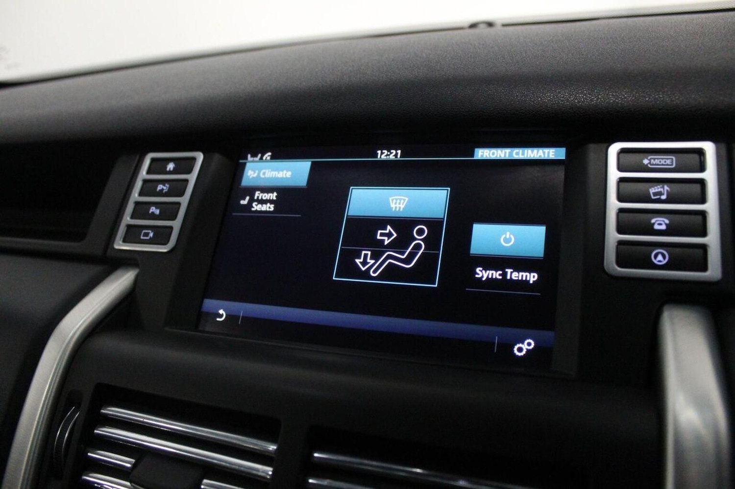 Used Land Rover Discovery Sport 2015 for sale - 76019580: Photo 39