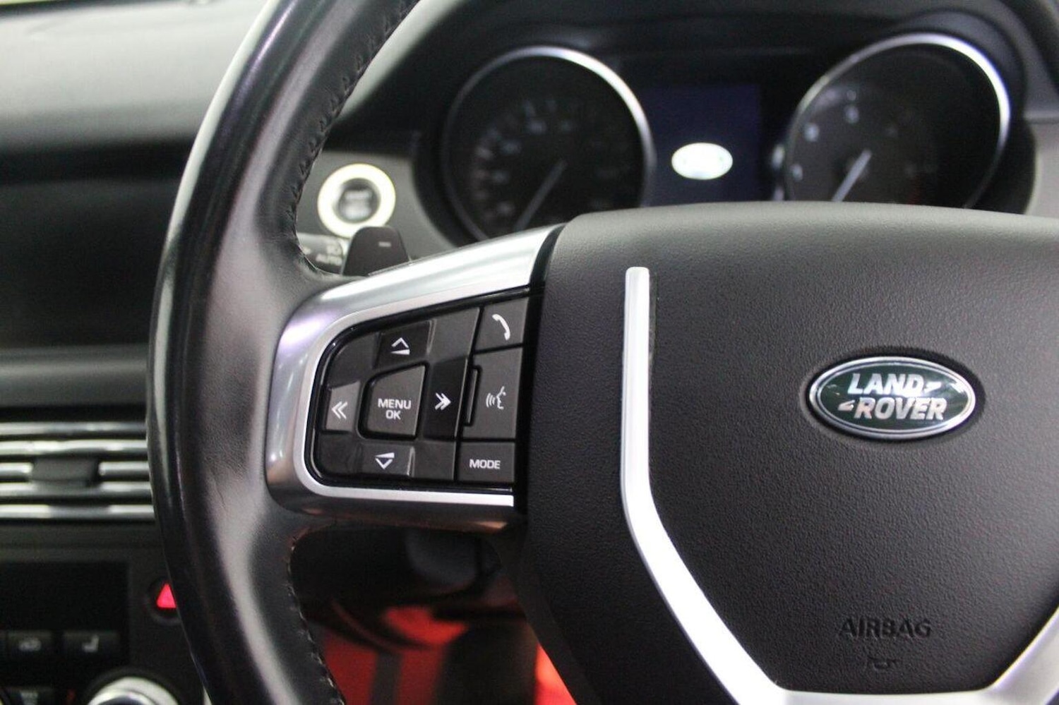 Used Land Rover Discovery Sport 2015 for sale - 76019580: Photo 48