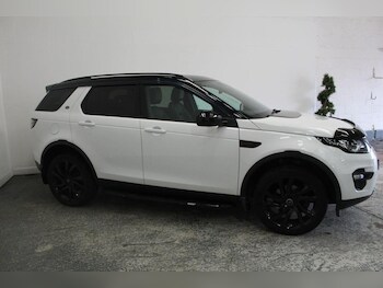 Used Land Rover Discovery Sport 2015 for sale - 76019580: Photo