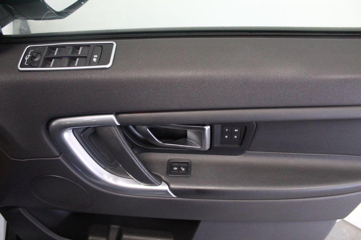 Used Land Rover Discovery Sport 2015 for sale - 76019580: Photo 50