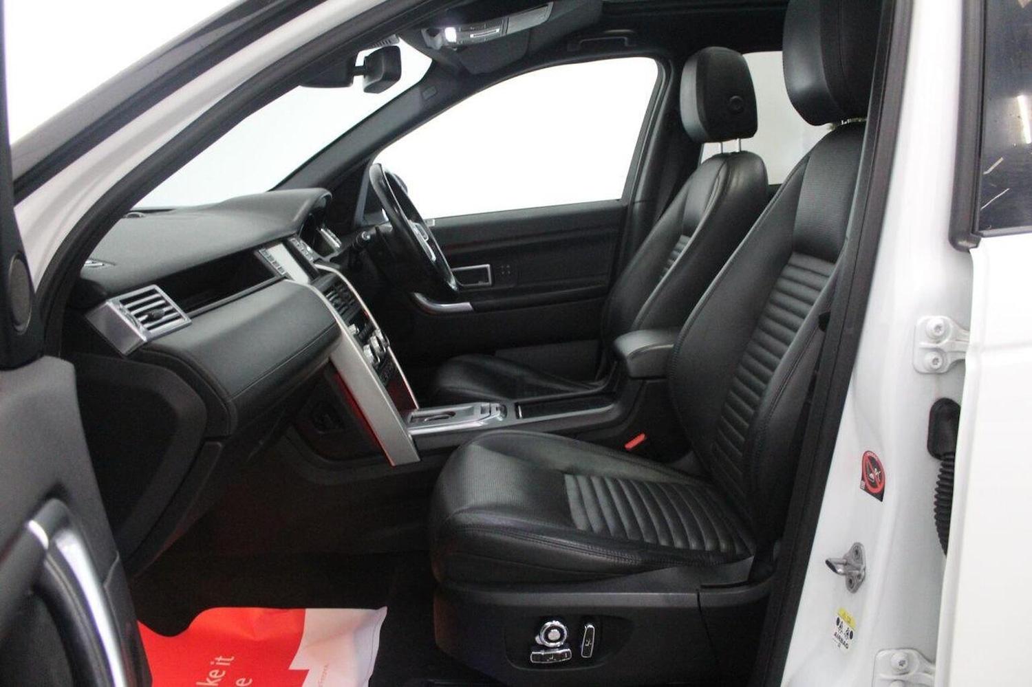 Used Land Rover Discovery Sport 2015 for sale - 76019580: Photo 53