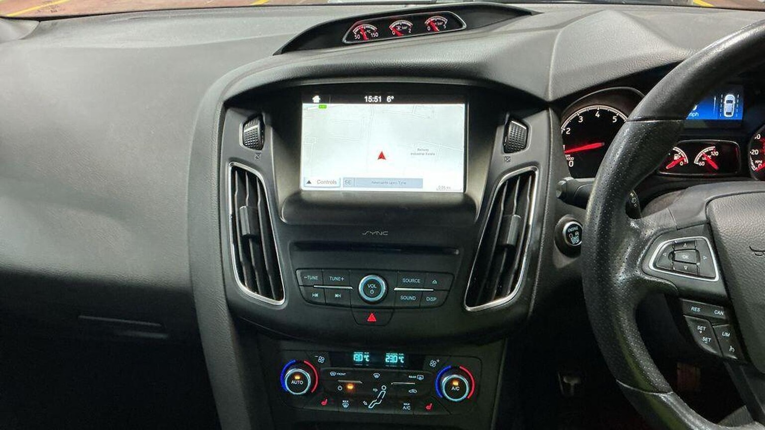 Used Ford Focus 2017 for sale - 76741309: Photo 16