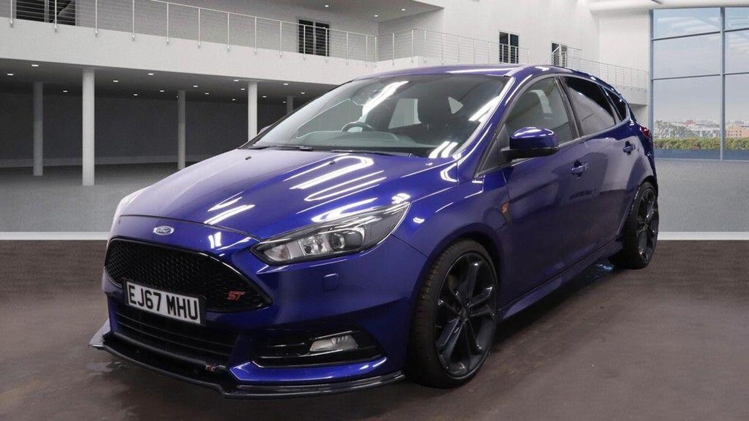 Used Ford Focus 2017 for sale - 76741309: Photo 3