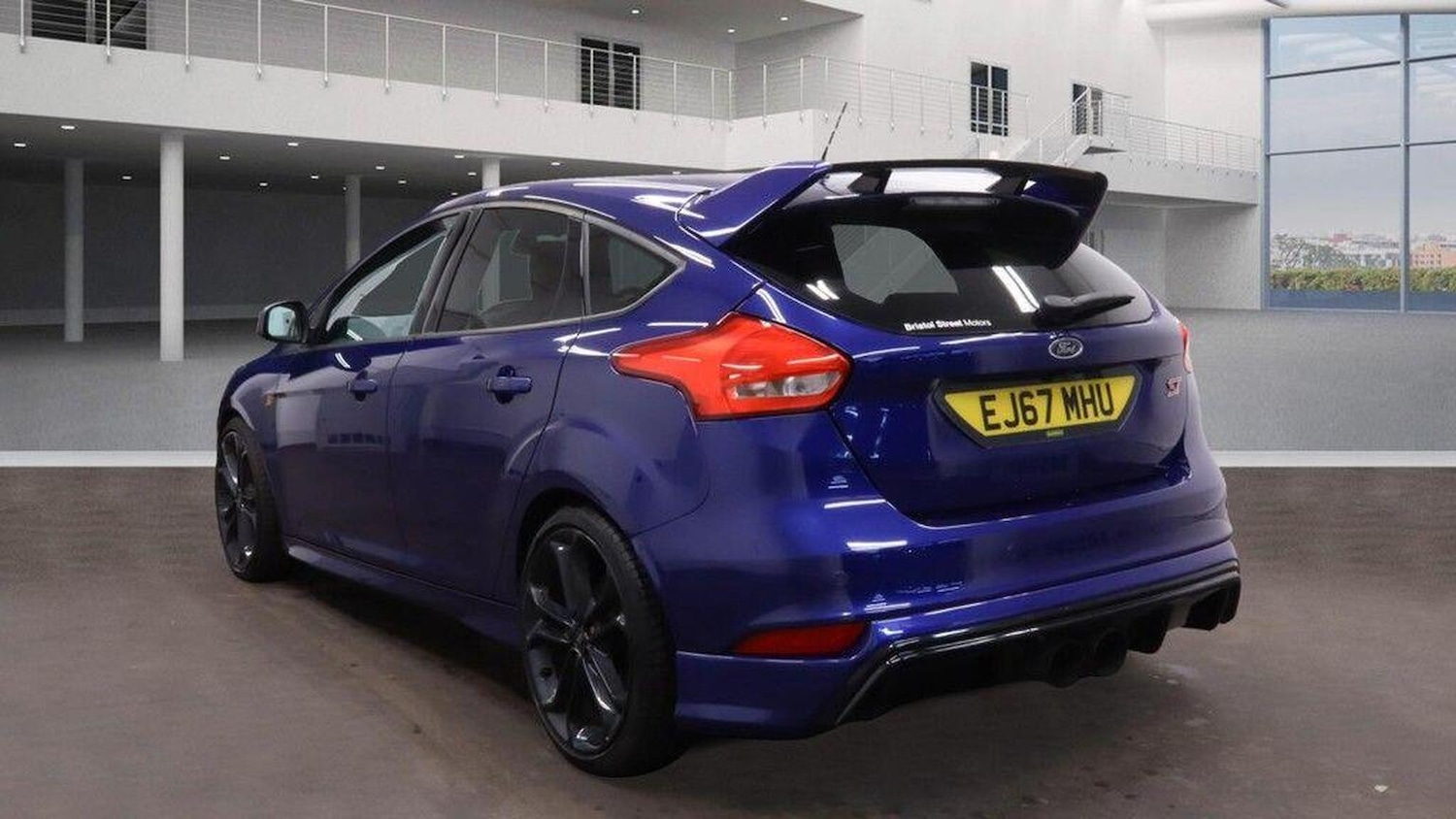 Used Ford Focus 2017 for sale - 76741309: Photo 5