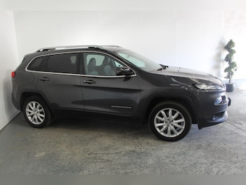 Used Jeep Cherokee 2015 for sale - 79558223: Photo