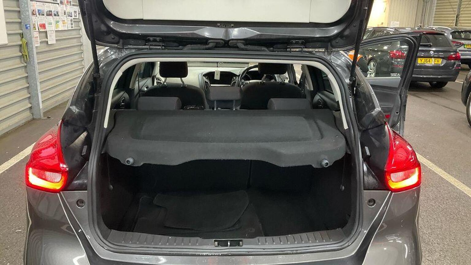 Used Ford Focus 2015 for sale - 76756988: Photo 10