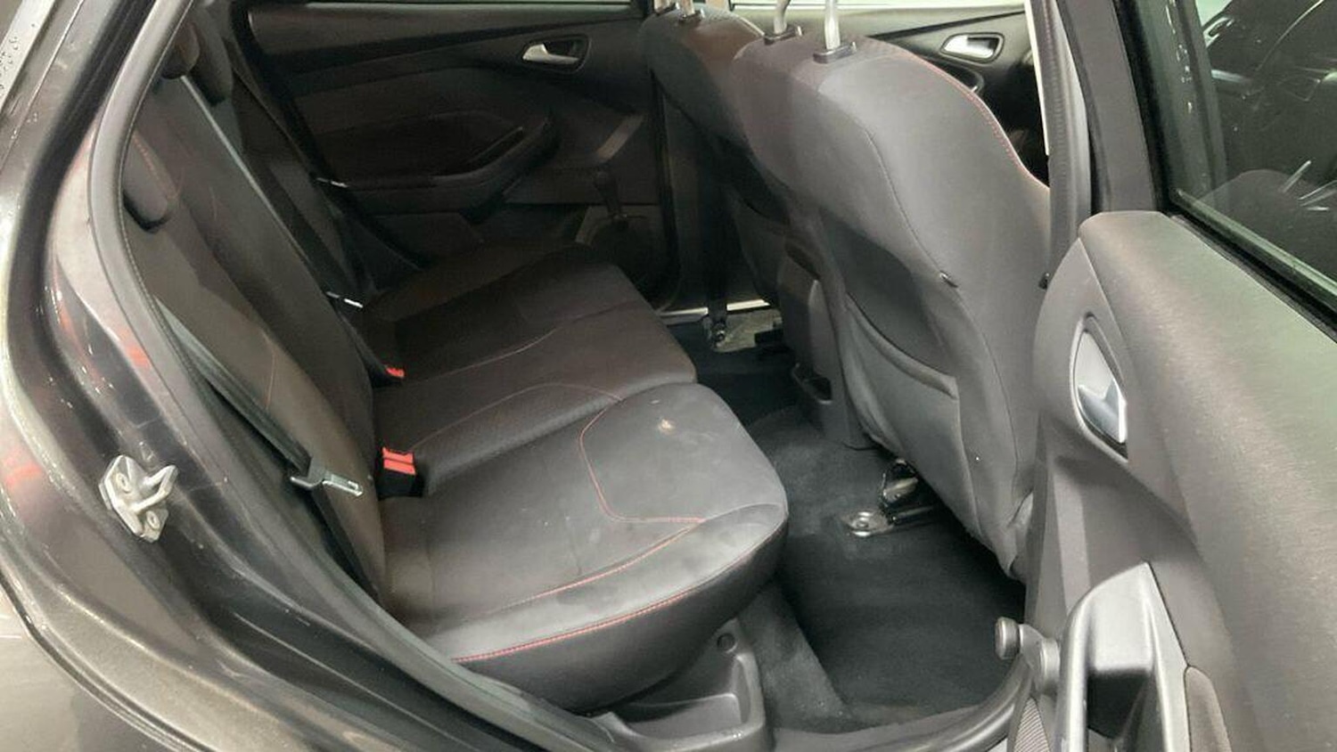 Used Ford Focus 2015 for sale - 76756988: Photo 11