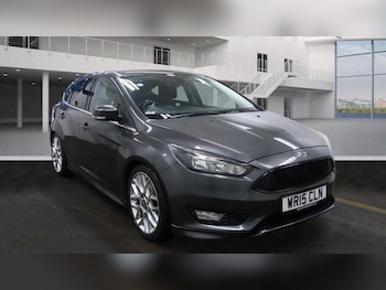 Used Ford Focus 2015 for sale - 76756988: Photo