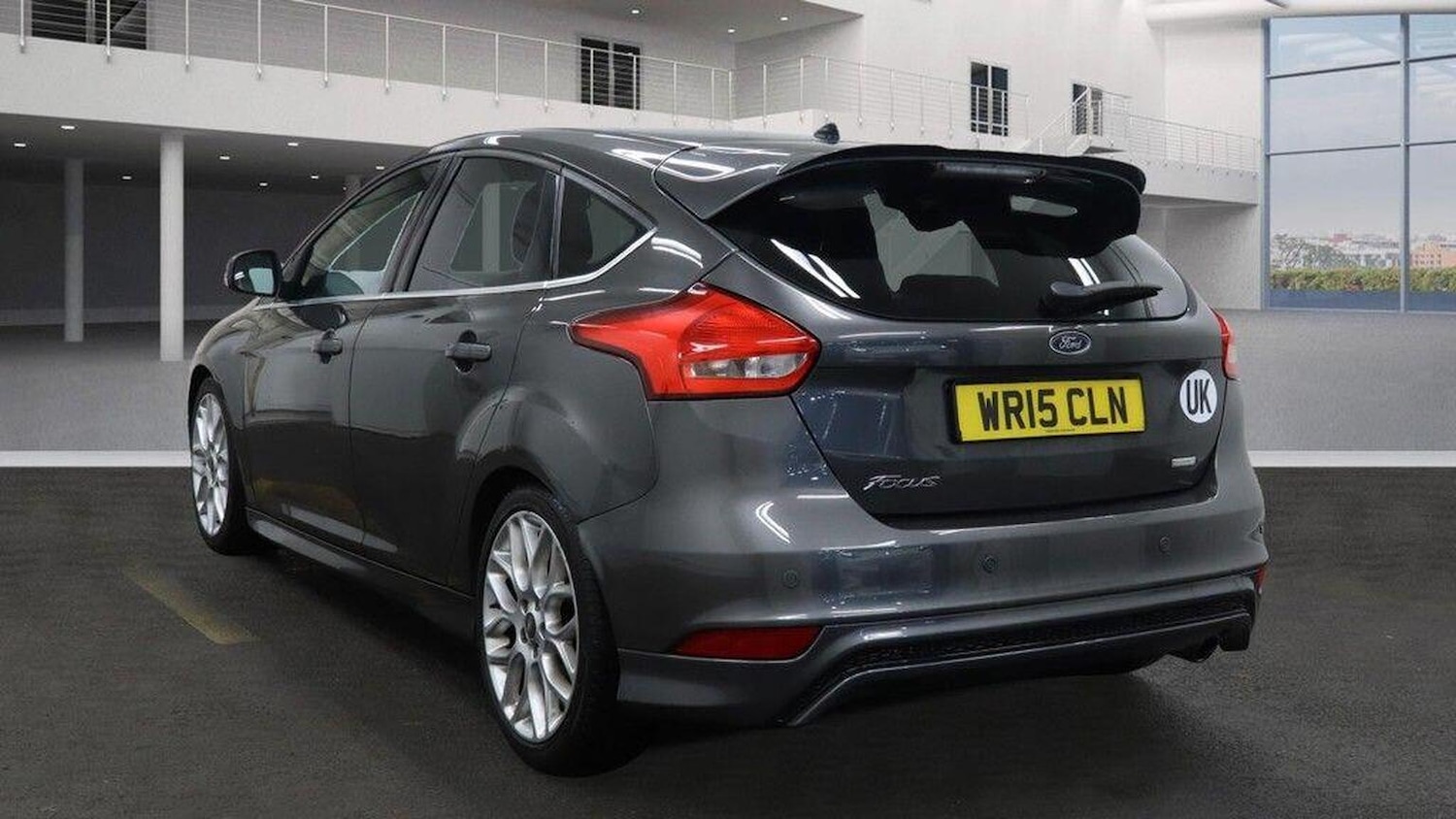 Used Ford Focus 2015 for sale - 76756988: Photo 4