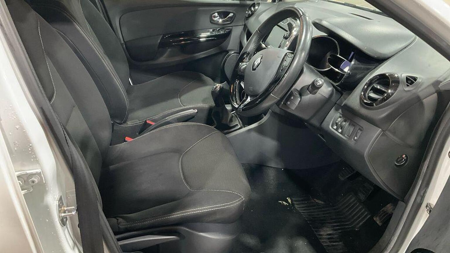 Used Renault Clio 2014 for sale - 77069109: Photo 14