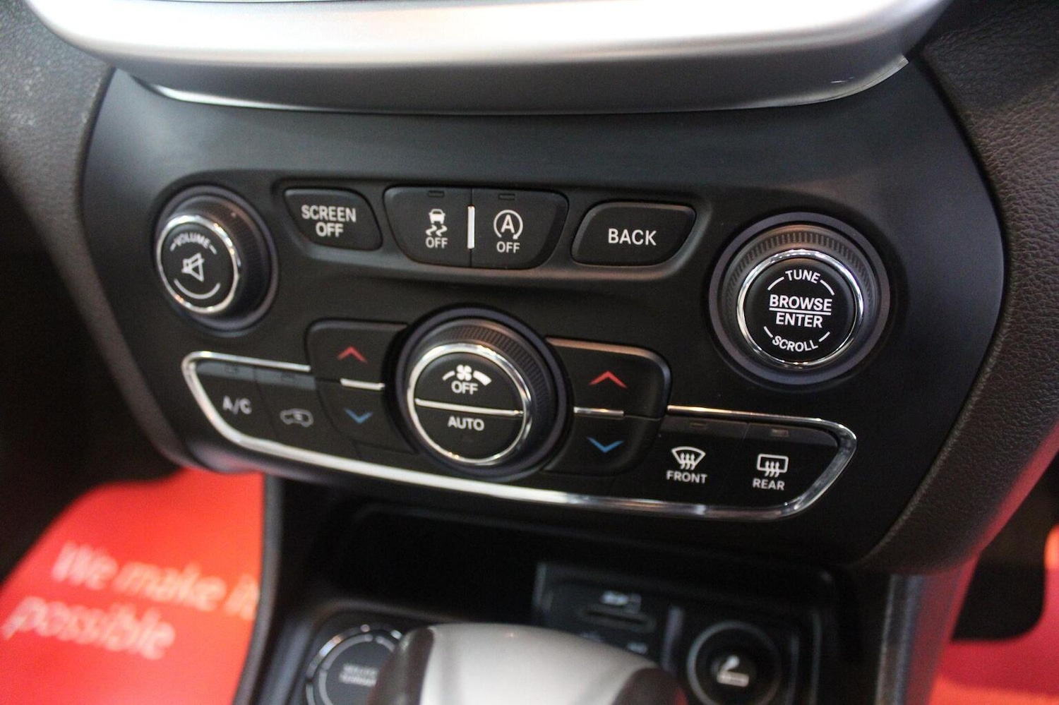 Used Jeep Cherokee 2018 for sale - 77938203: Photo 41