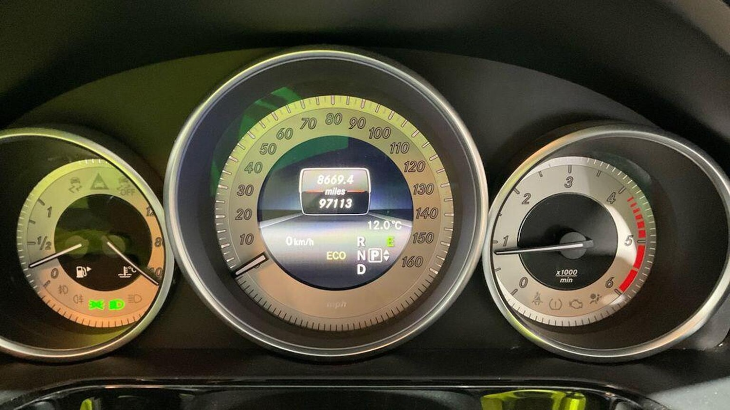 Used Mercedes-Benz E Class 2013 for sale - 76979559: Photo 14