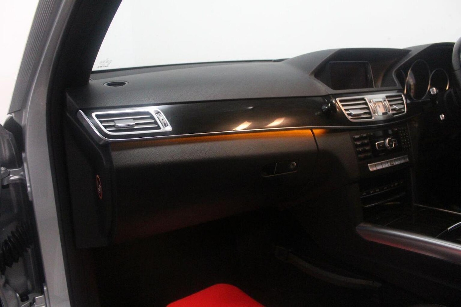 Used Mercedes-Benz E Class 2013 for sale - 76979559: Photo 31