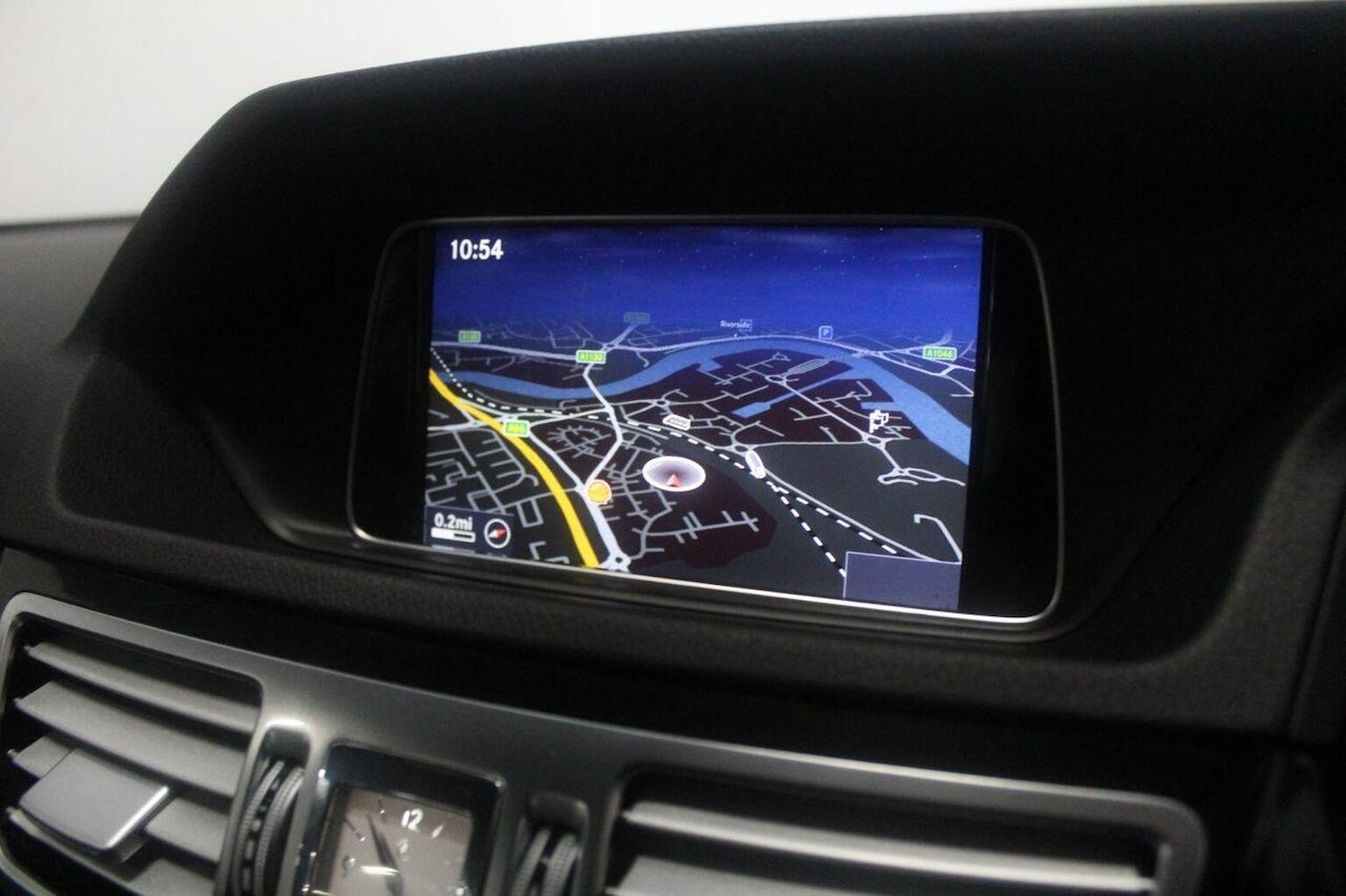 Used Mercedes-Benz E Class 2013 for sale - 76979559: Photo 35