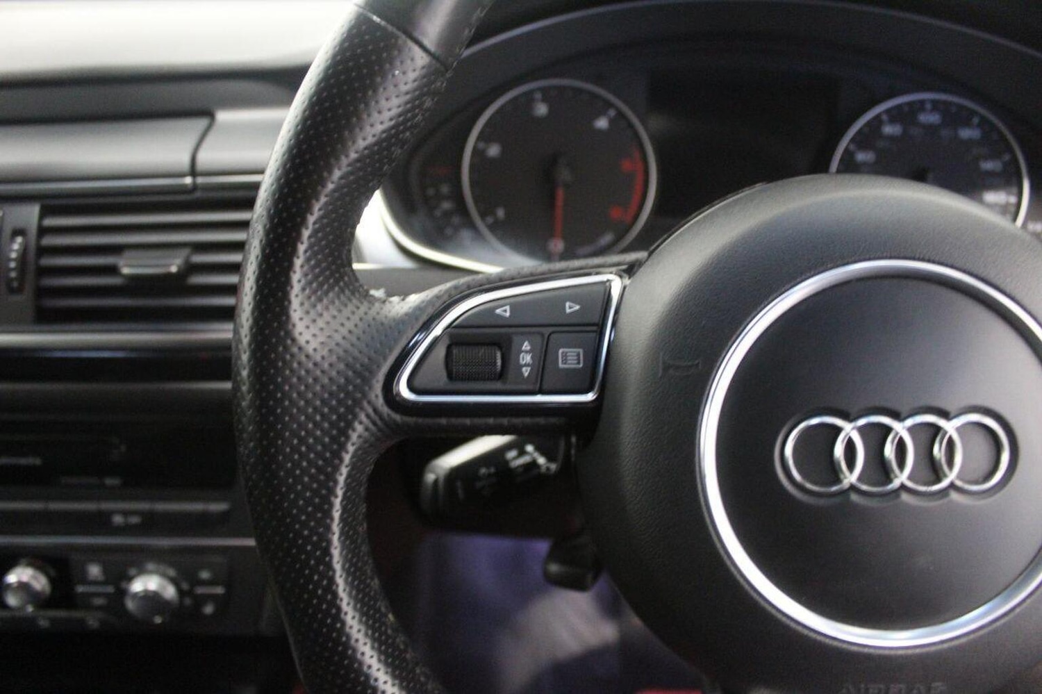 Used Audi A6 2013 for sale - 76772644: Photo 46