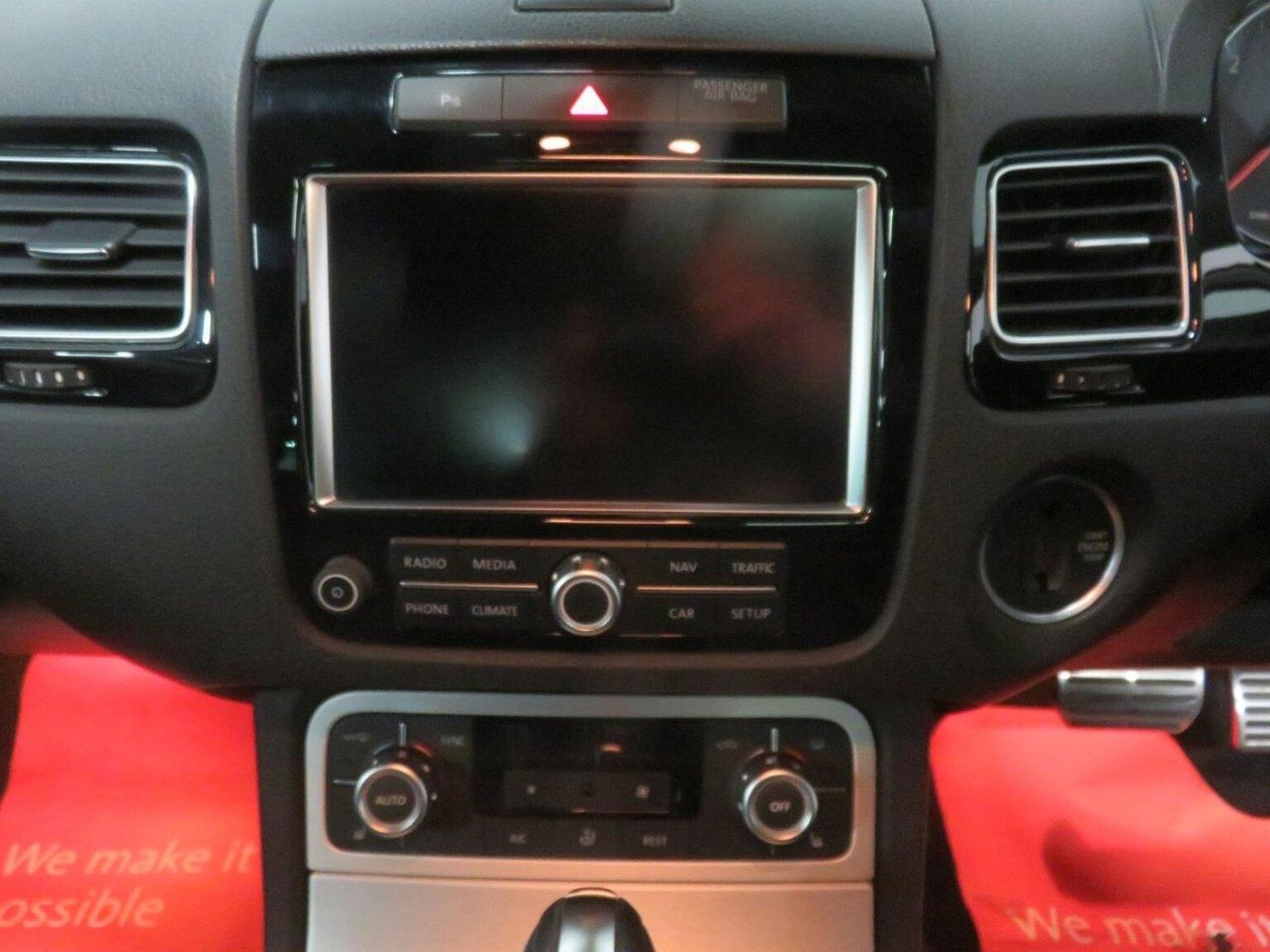 Used Volkswagen Touareg 2014 for sale - 77937935: Photo 37