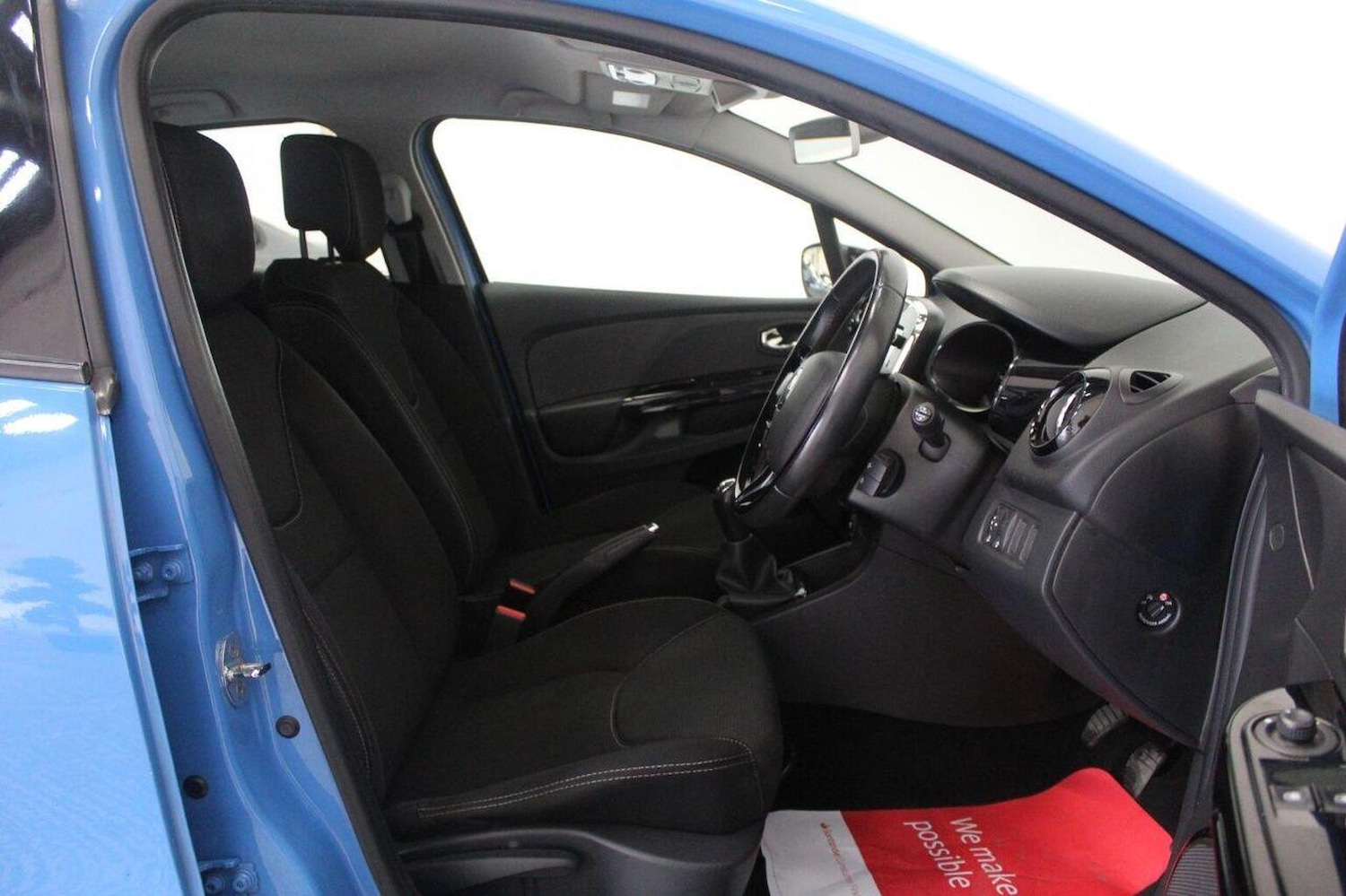 Used Renault Clio 2014 for sale - 76358214: Photo 27