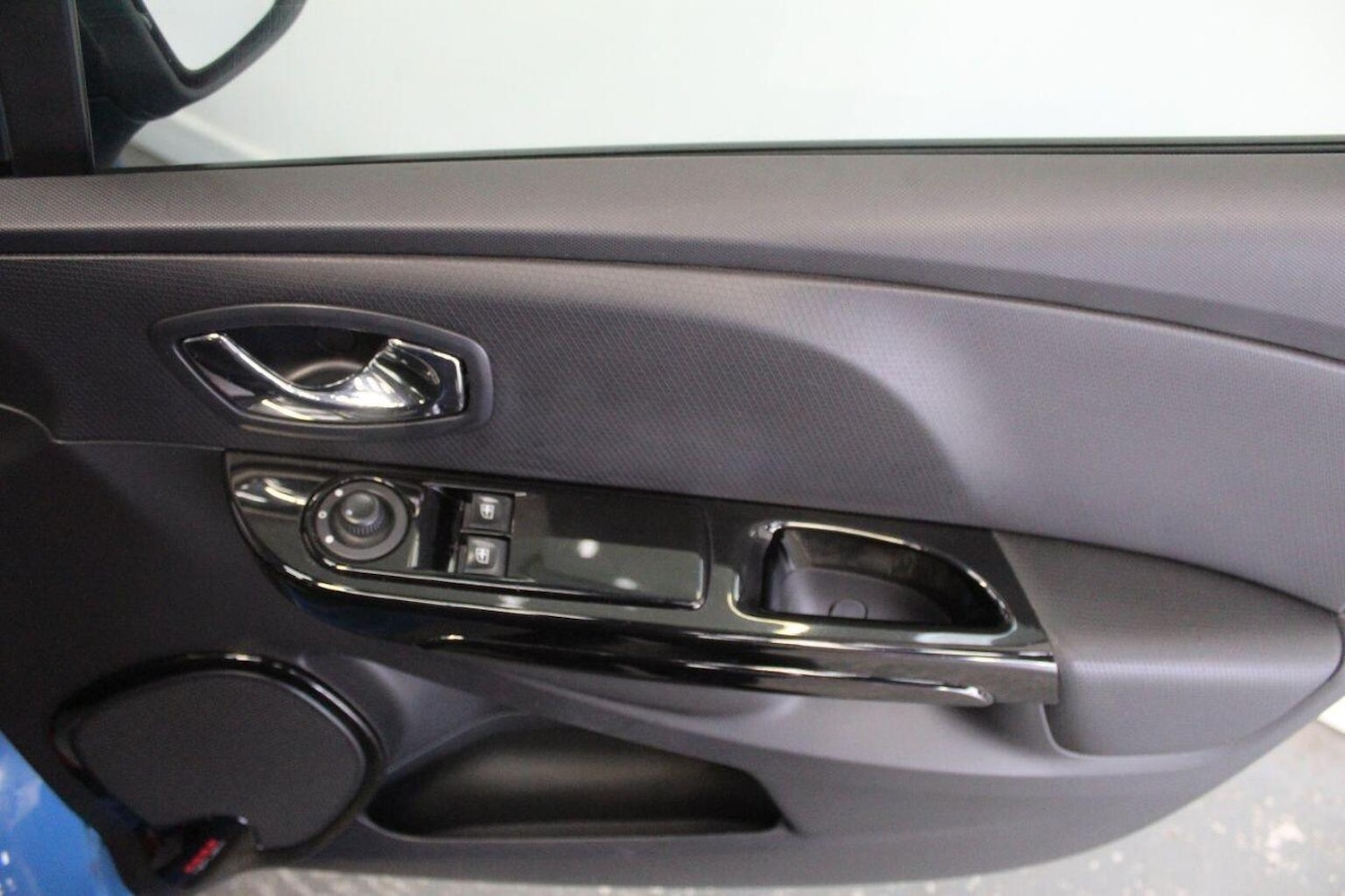 Used Renault Clio 2014 for sale - 76358214: Photo 45