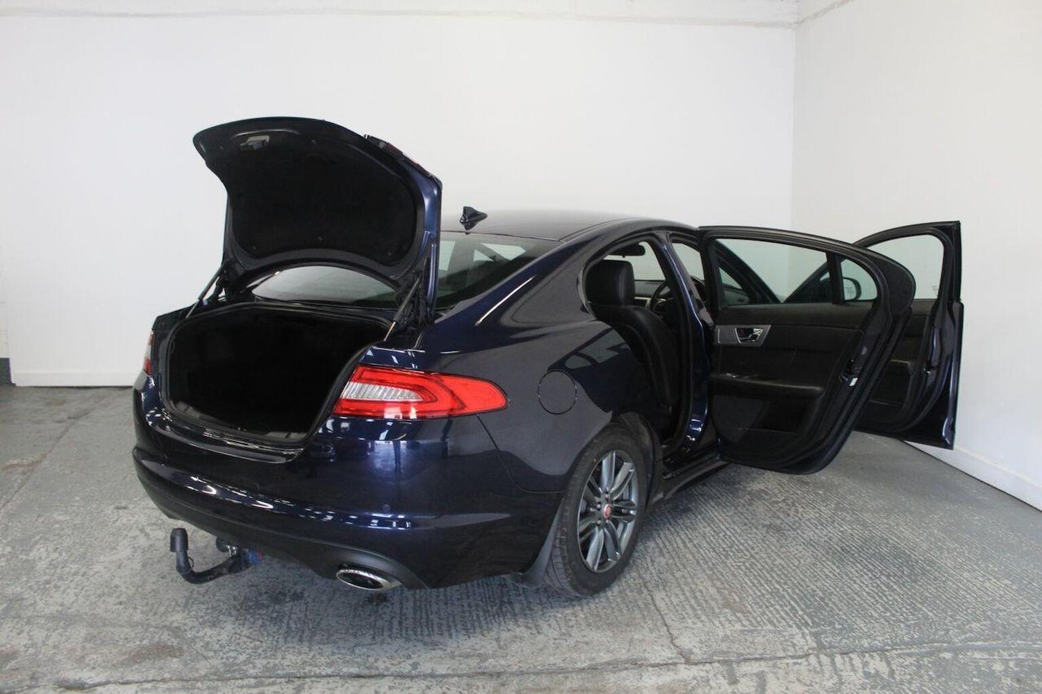 Used Jaguar XF 2015 for sale - 77937905: Photo 22