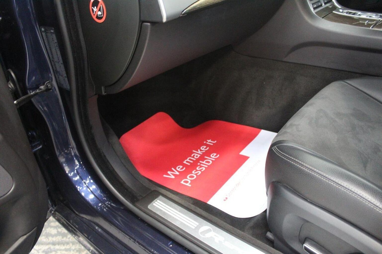 Used Jaguar XF 2015 for sale - 77937905: Photo 32