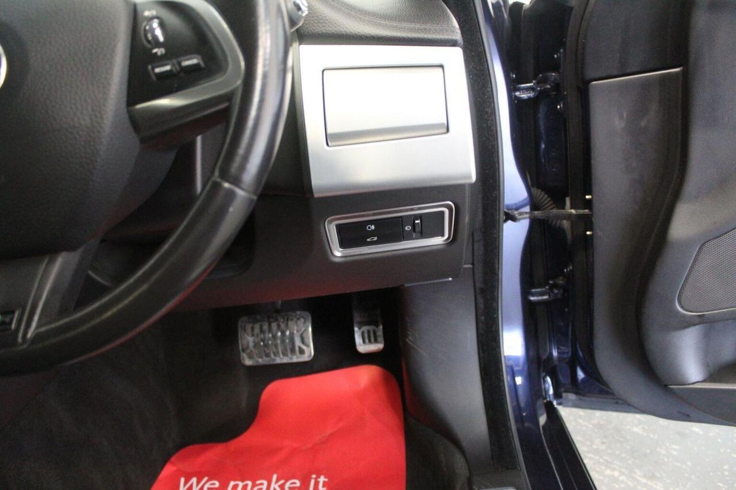 Used Jaguar XF 2015 for sale - 77937905: Photo 47