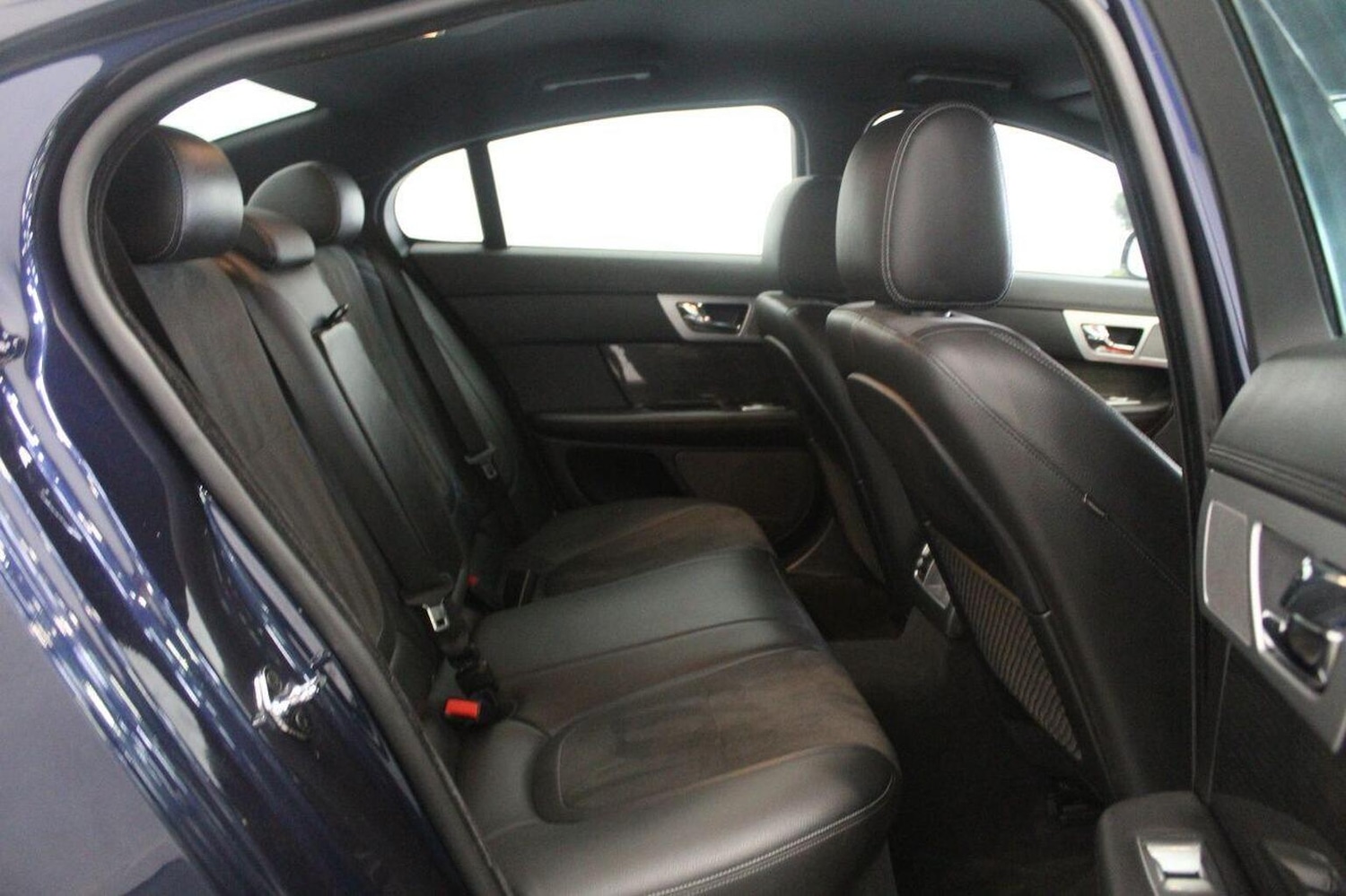 Used Jaguar XF 2015 for sale - 77937905: Photo 53