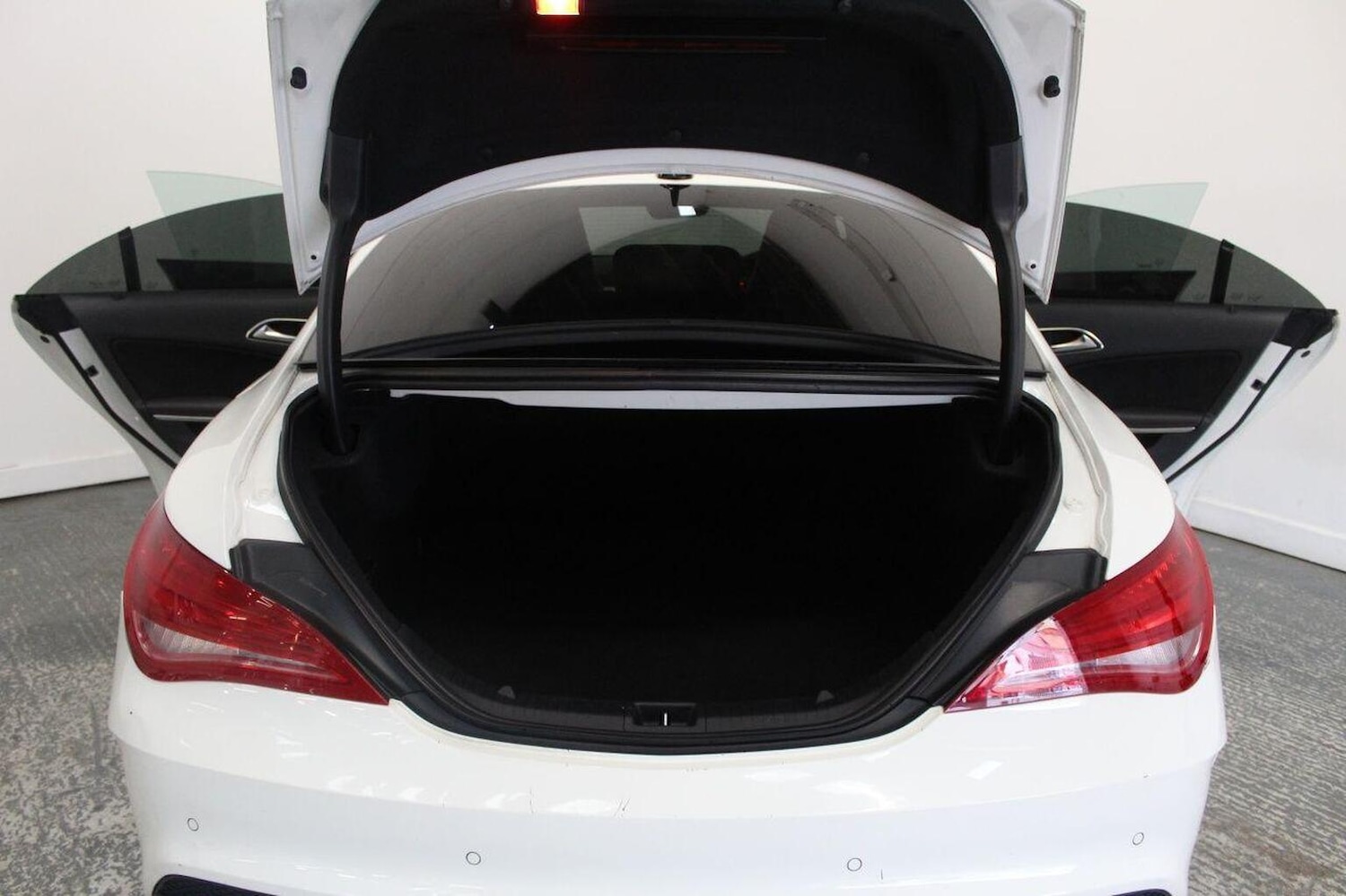 Used Mercedes-Benz CLA 2014 for sale - 76471289: Photo 24