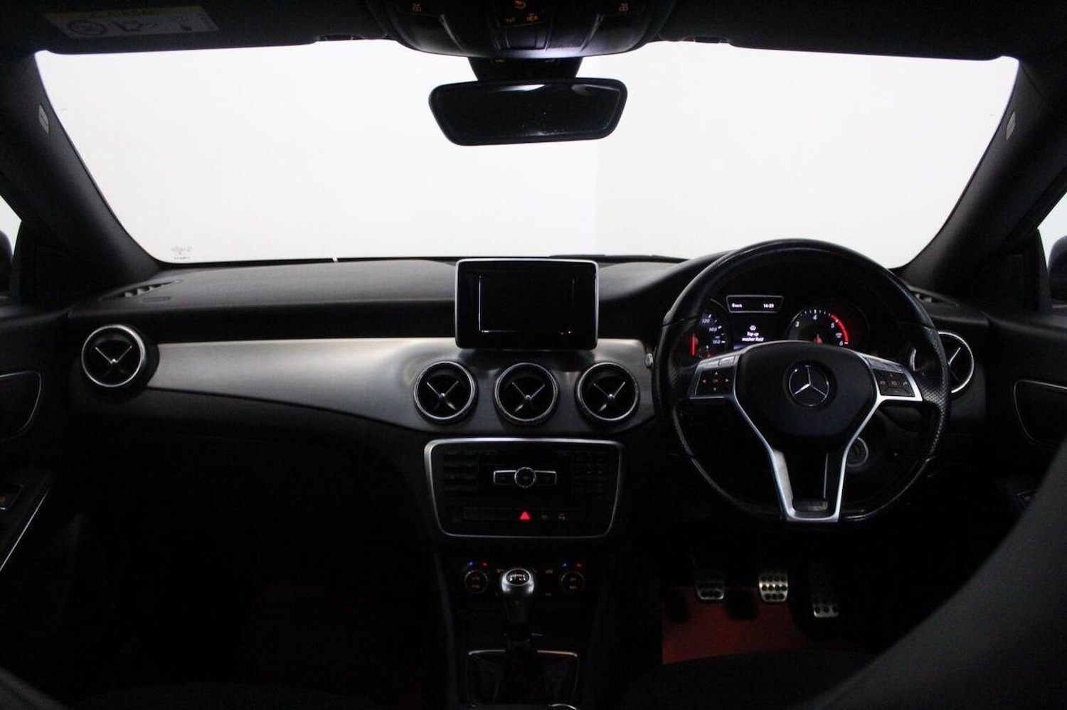 Used Mercedes-Benz CLA 2014 for sale - 76471289: Photo 29