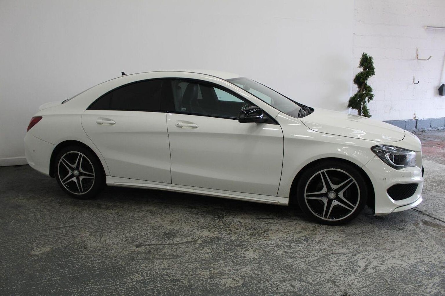 Used Mercedes-Benz CLA 2014 for sale - 76471289: Photo 4