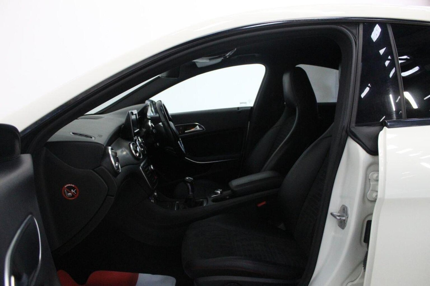 Used Mercedes-Benz CLA 2014 for sale - 76471289: Photo 51